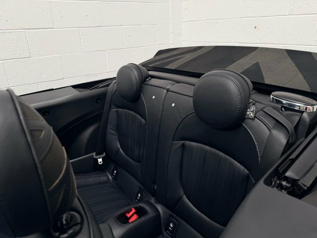 Mini Convertible 1.5 Cooper 134 Bhp Black #26