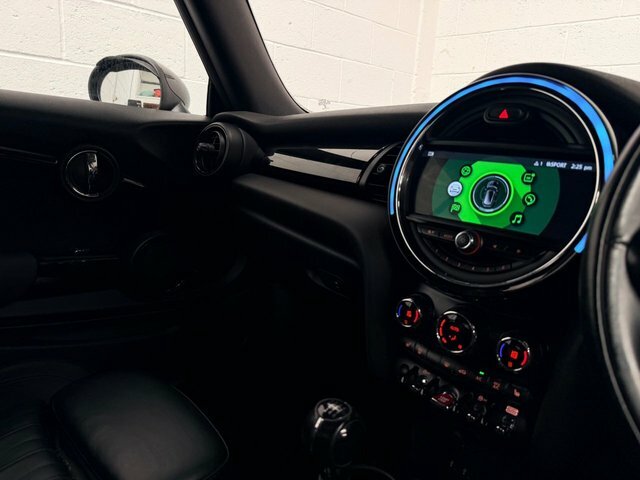 Mini Convertible 1.5 Cooper 134 Bhp Black #16