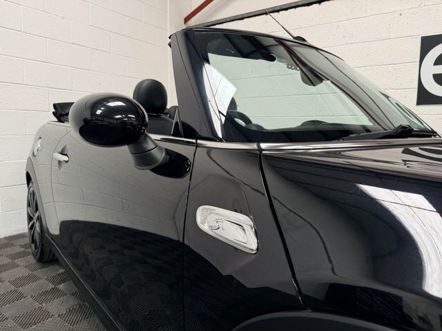 Mini Convertible 1.5 Cooper 134 Bhp Black #34