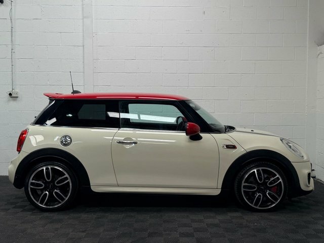 Mini Hatch 2.0 John Cooper Works Hatchback SP67NBL White #6