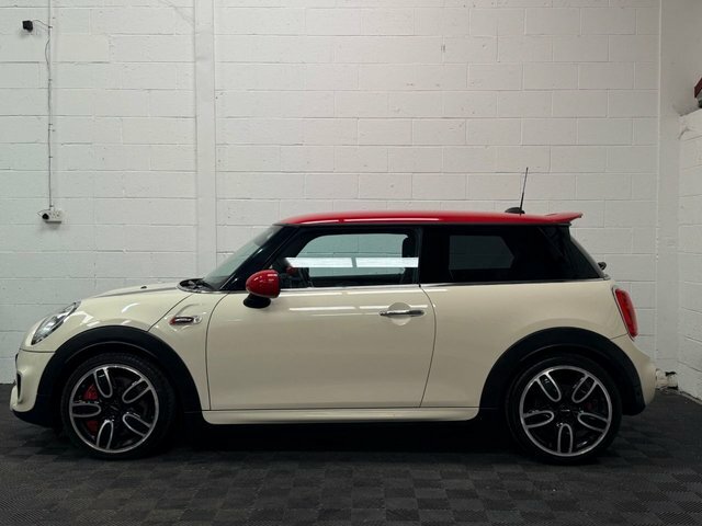 Mini Hatch 2.0 John Cooper Works Hatchback SP67NBL White #4