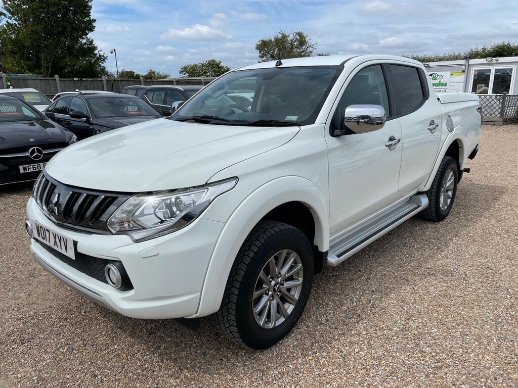 Mitsubishi L200 2.4 Di-d Dc Barbarian 4Wd Euro 6 WO17XYV #3
