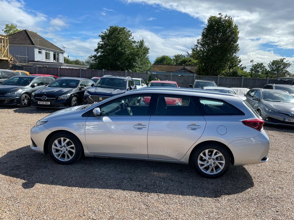 Toyota Auris 1.8 Vvt-h Icon Tech Touring Sports Cvt Euro 6 Ss FN18MUE #4