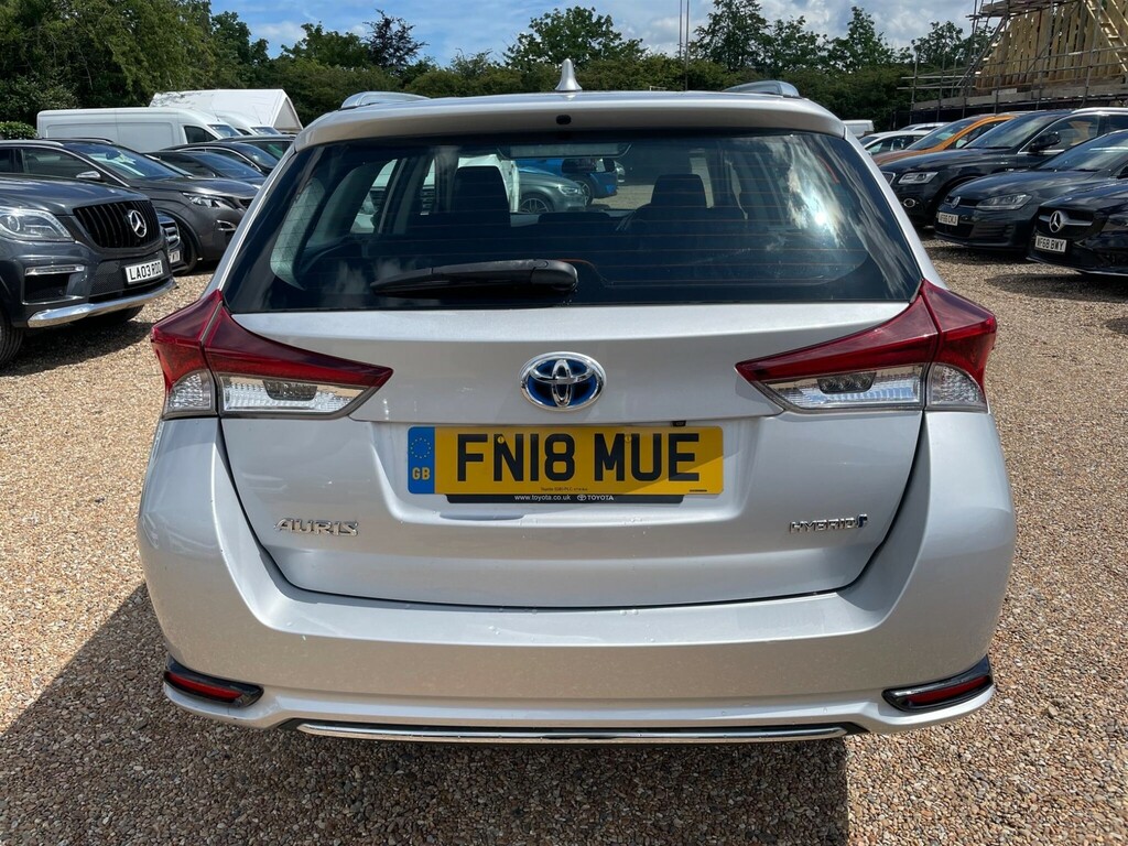 Toyota Auris 1.8 Vvt-h Icon Tech Touring Sports Cvt Euro 6 Ss  #4