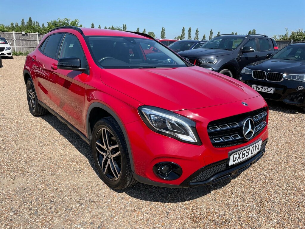 Mercedes-Benz GLA Class 1.6 Urban Edition 7G-dct Euro 6 Ss GX69OYA Red