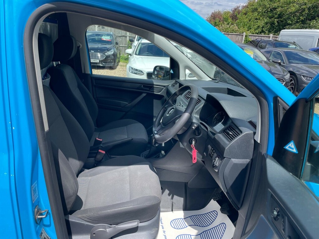 Volkswagen Caddy Maxi 2.0 Tdi Bluemotion Tech 150Ps Highline Van Dsg - 2 Brown #20