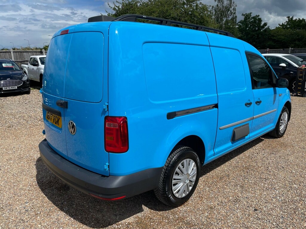 Volkswagen Caddy Maxi 2.0 Tdi Bluemotion Tech 150Ps Highline Van Dsg - 2 Brown #7