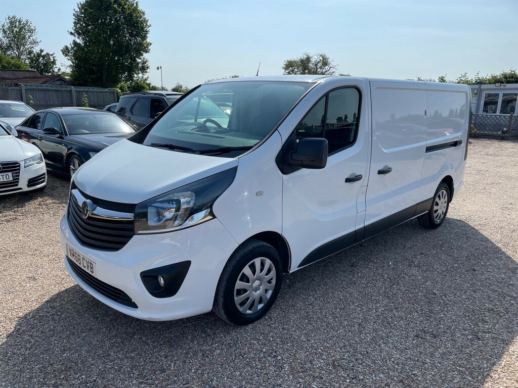 Vauxhall Vivaro 1.6 Cdti 2900 Sportive L2 H1 Euro 6 WR68CVB #3
