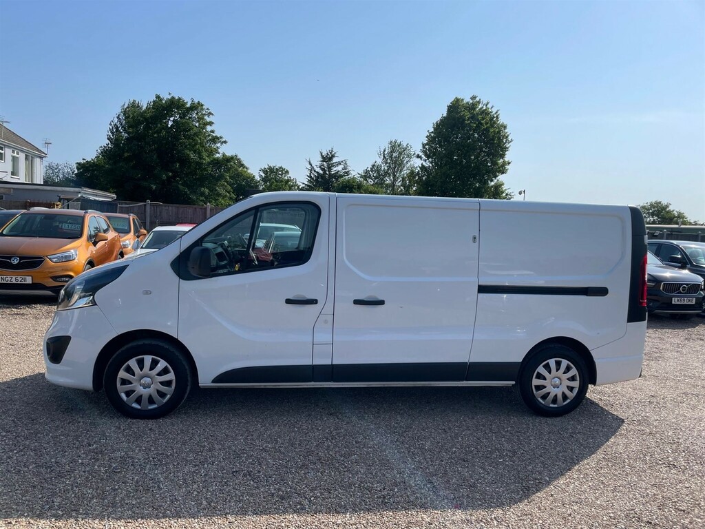 Vauxhall Vivaro 1.6 Cdti 2900 Sportive L2 H1 Euro 6 WR68CVB #4