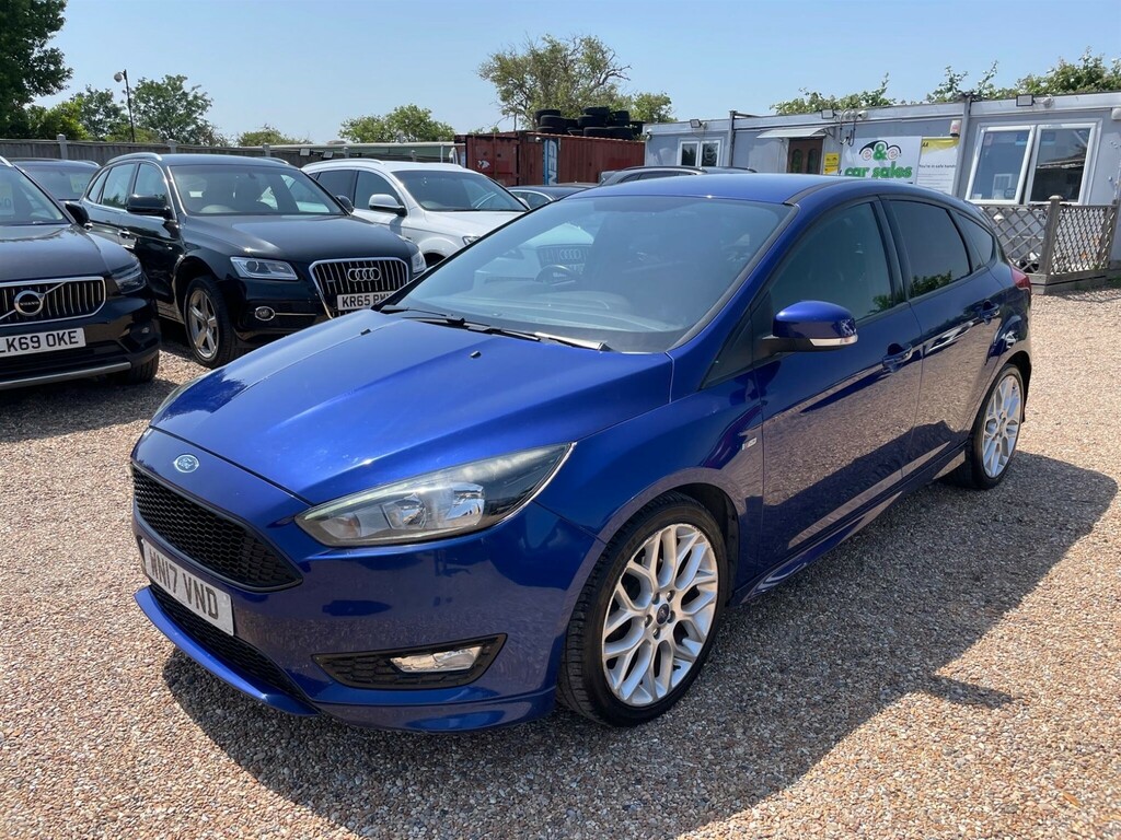 Ford Focus 1.5 Tdci St-line Euro 6 Ss WN17VND #3