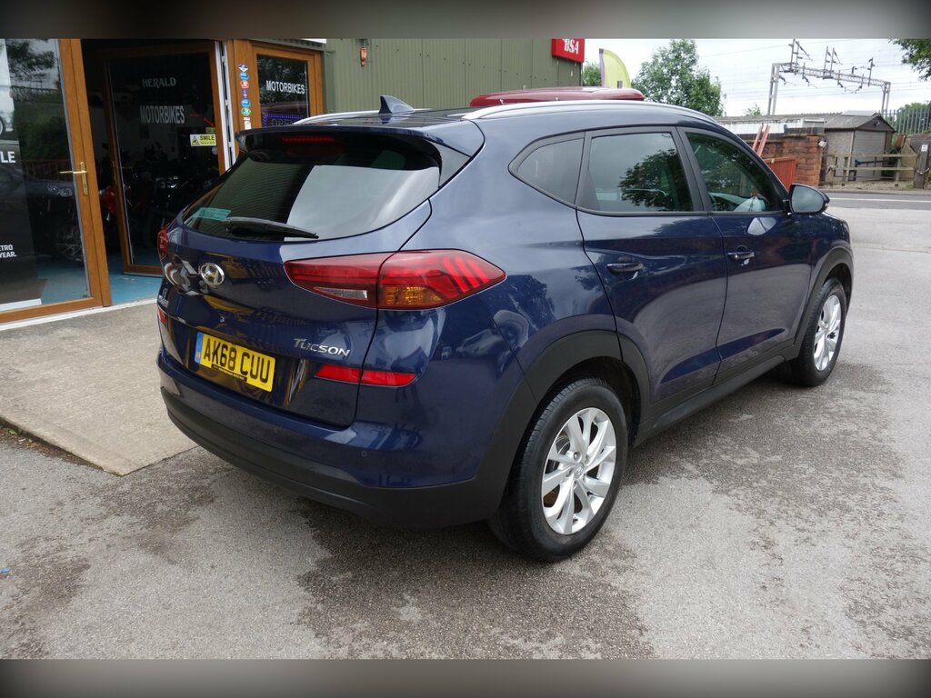 Hyundai Tucson 1.6 Gdi Se Nav Suv Euro 6 Ss AK68CUU Blue #3