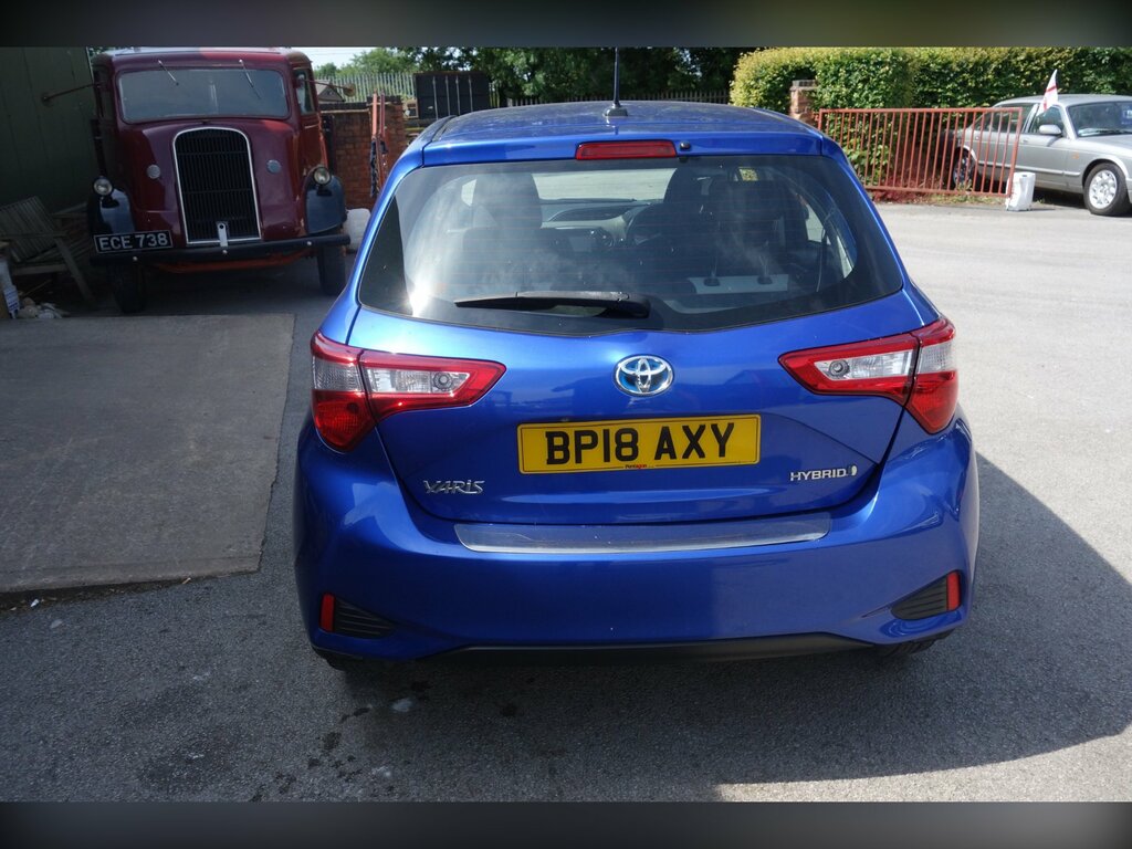 Toyota Yaris 1.5 Vvt-h Icon Tech Hatchback Hybrid E- BP18AXY Blue #6