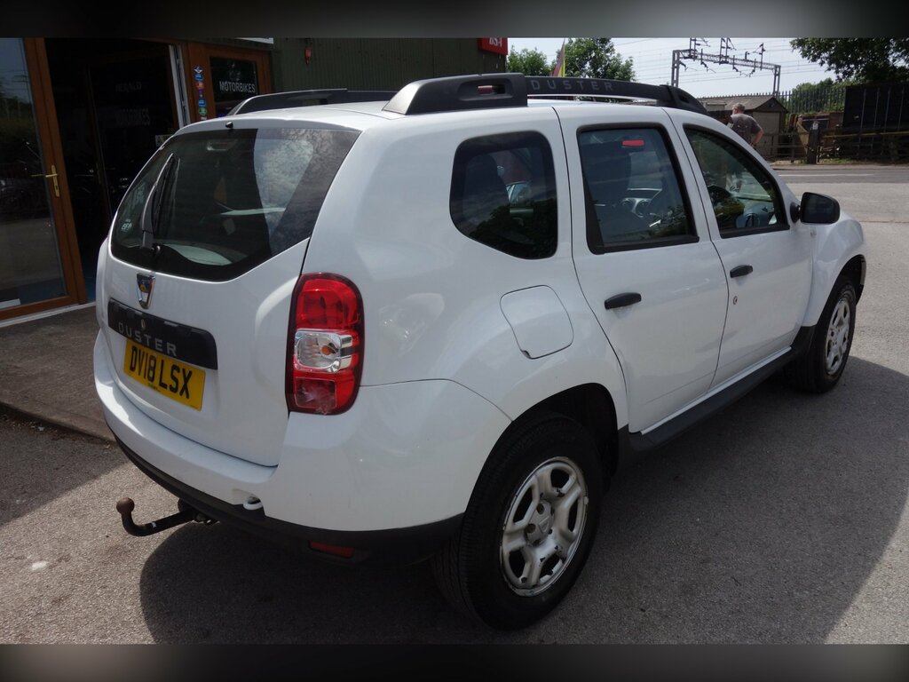 Dacia Duster 1.6 Sce Air Suv Euro 6 Ss 11 White #3