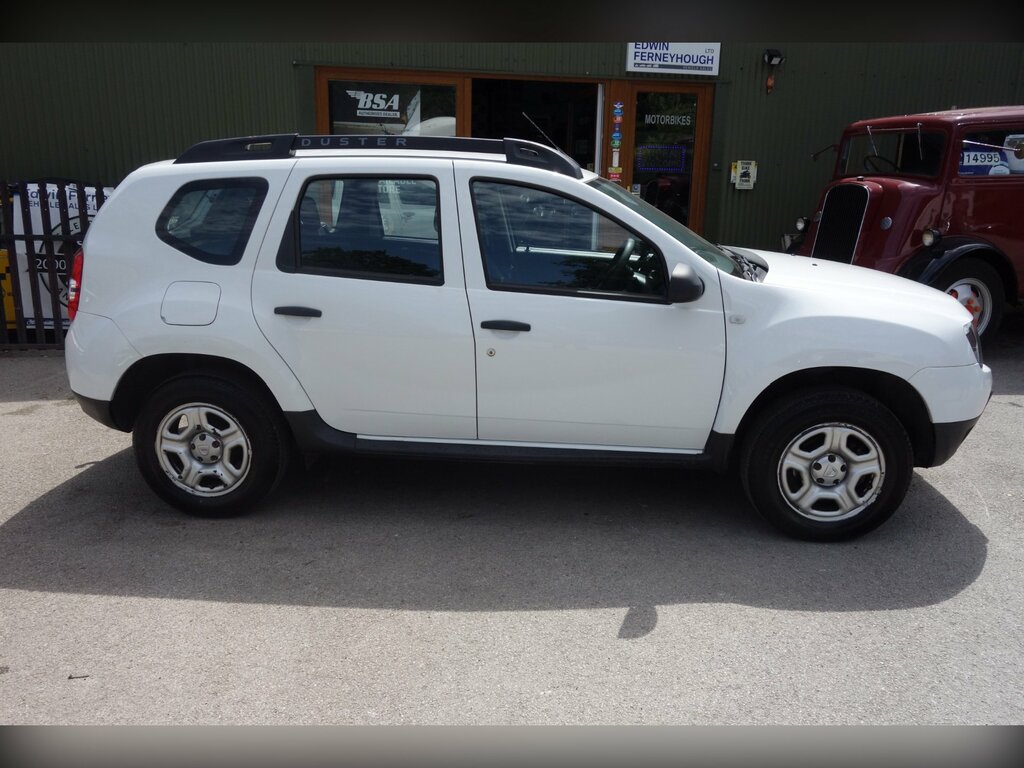 Dacia Duster 1.6 Sce Air Suv Euro 6 Ss 11 White #2