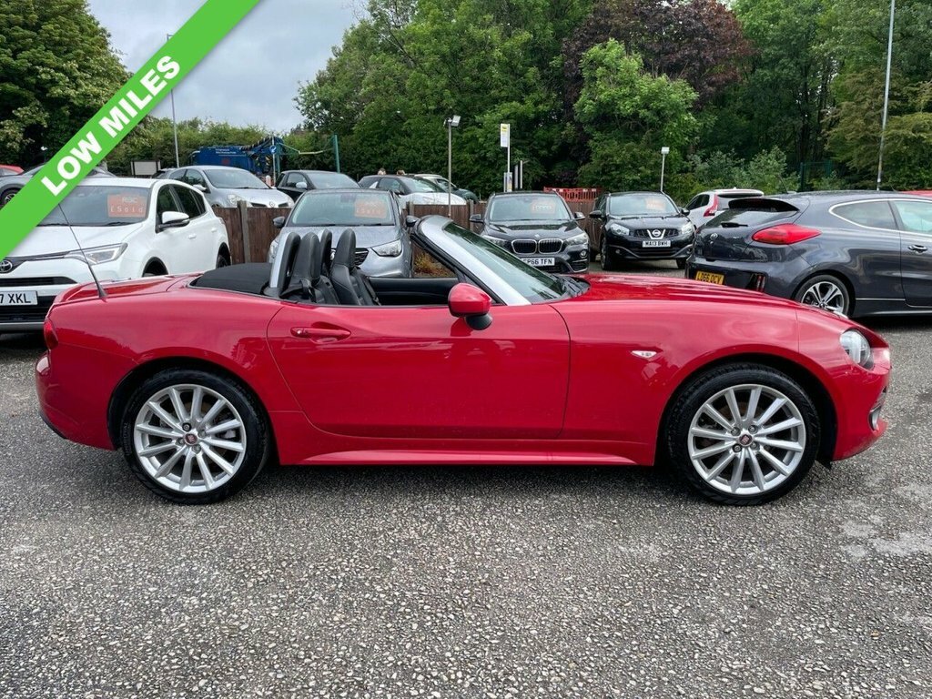Fiat 124 Spider 1.4L Lusso Red #3