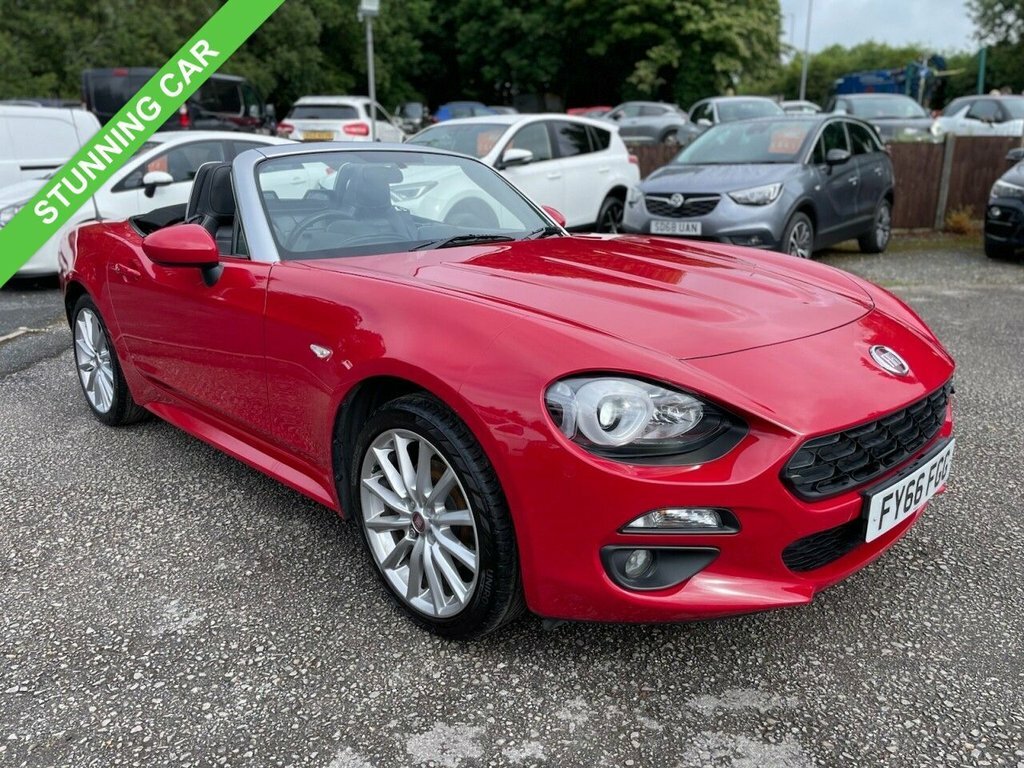 Fiat 124 Spider 1.4L Lusso Red
