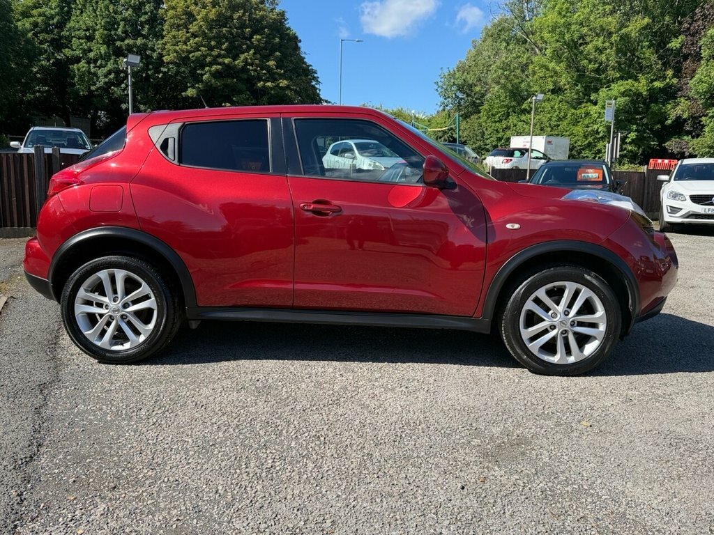 Nissan Juke 1.6L Acenta Premium MM61CZE Red #2