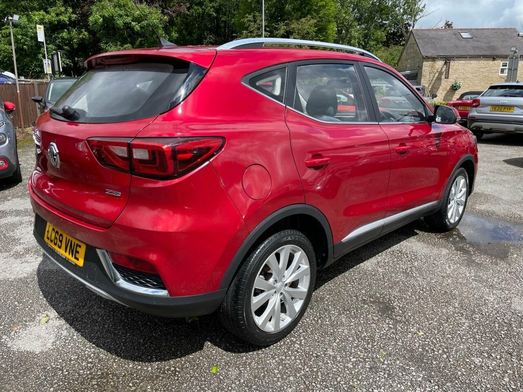 MG ZS 1L Excite LC69VNE Red #6