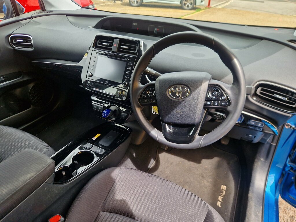 Toyota Prius+ Prius Excel Tss Hev Cvt Grey #9