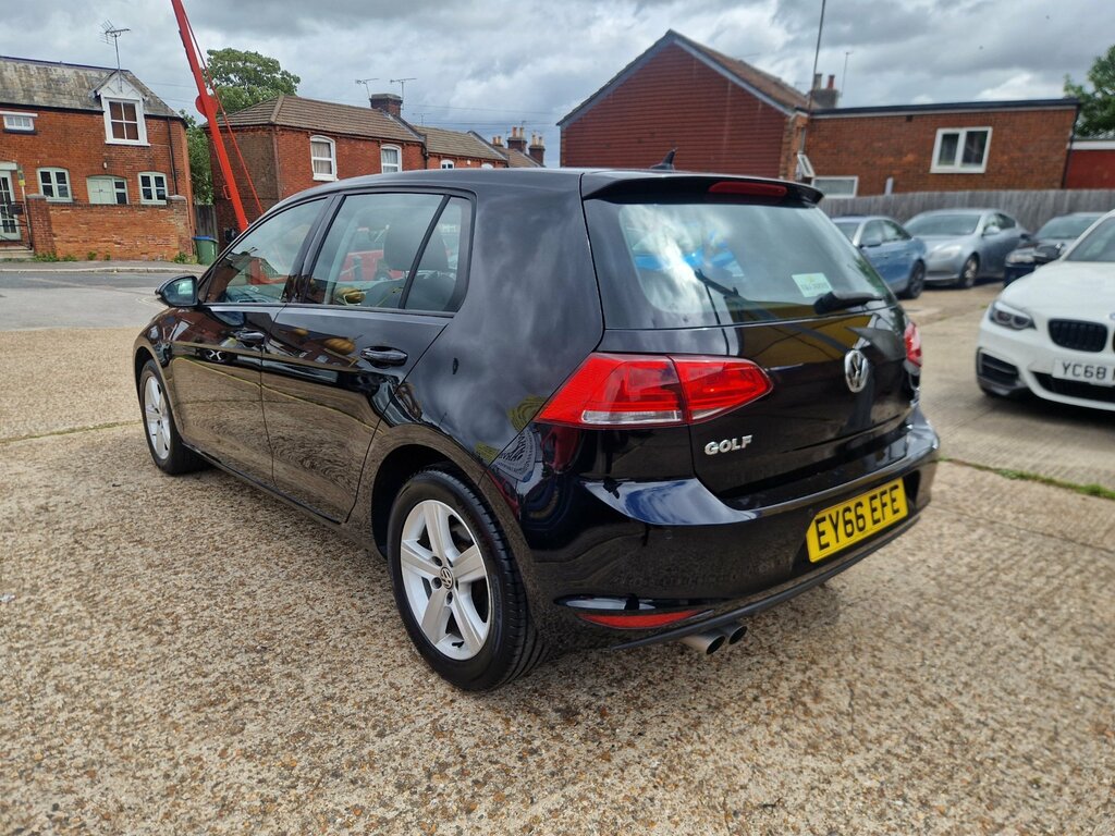 Volkswagen Golf 1.4 Tsi Bluemotion Tech Match Edition Hatchback Black #4