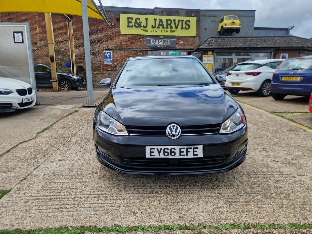 Volkswagen Golf 1.4 Tsi Bluemotion Tech Match Edition Hatchback Black #2