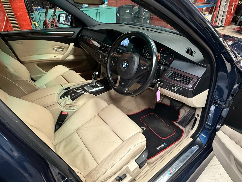 BMW 5 Series 520D M Sport Blue #5
