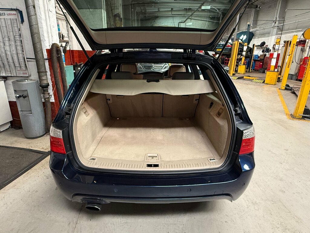 BMW 5 Series 520D M Sport Blue #4