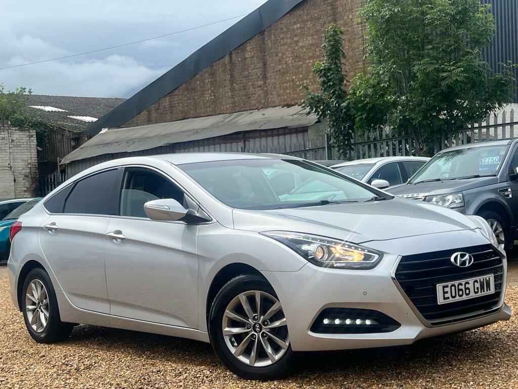 Hyundai I40 1.7 Crdi Blue Drive Se Nav Euro 6 S S Grey #4