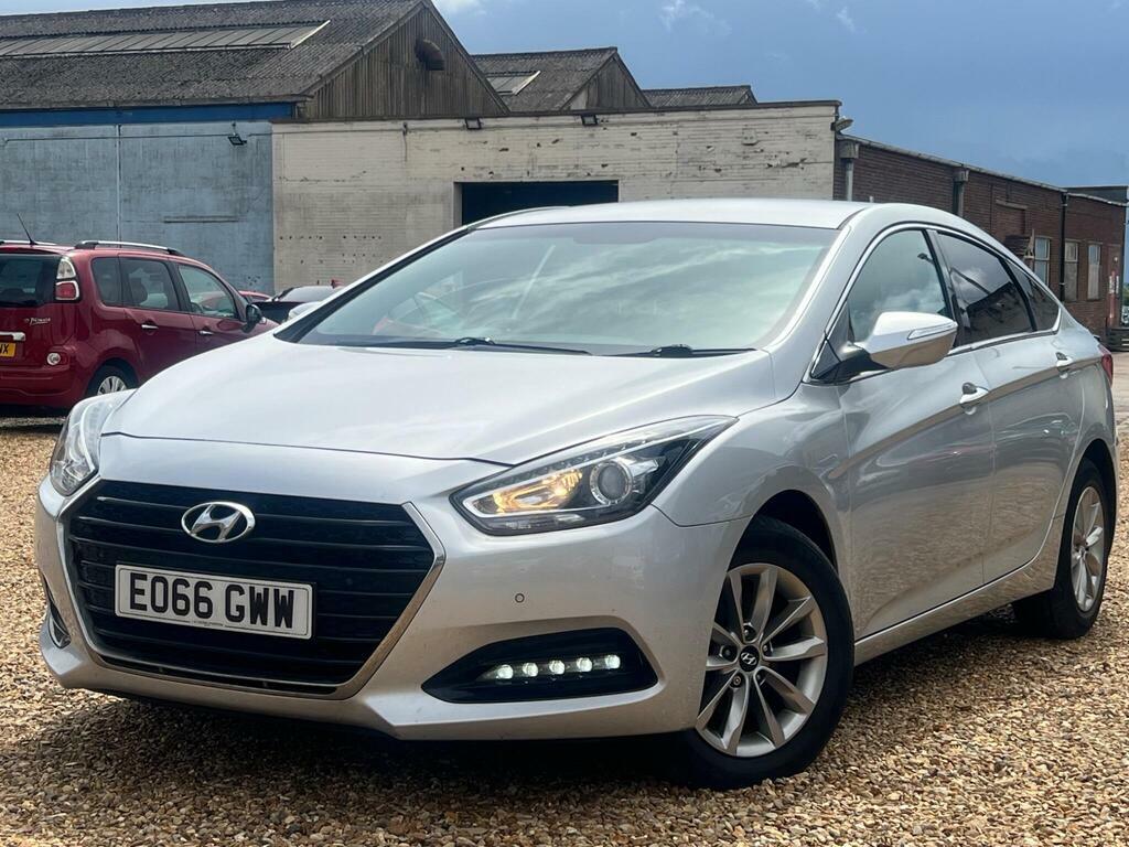 Hyundai I40 1.7 Crdi Blue Drive Se Nav Euro 6 S S Grey #3