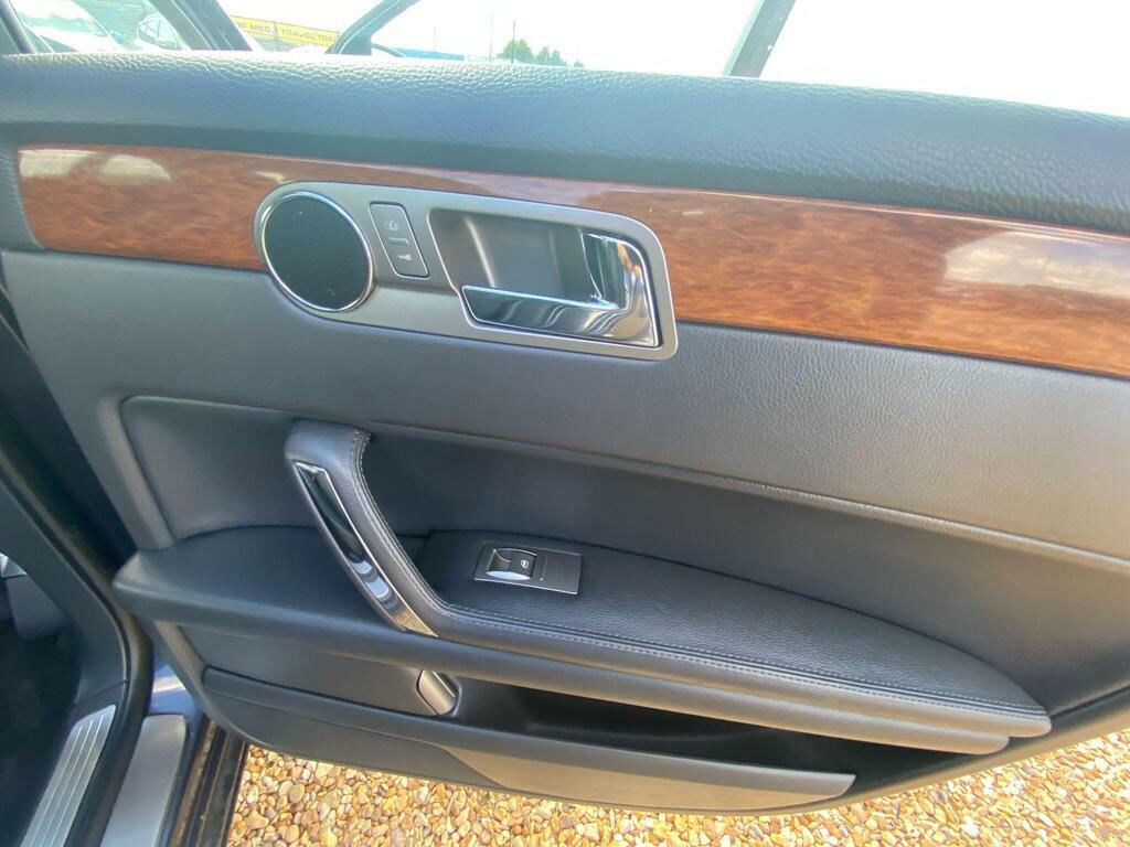 Volkswagen Phaeton 3.0 Tdi Black #22