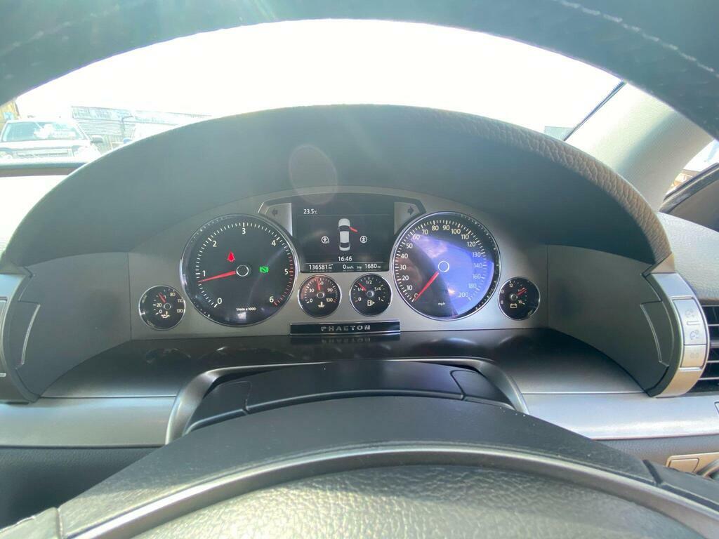 Volkswagen Phaeton 3.0 Tdi Black #27