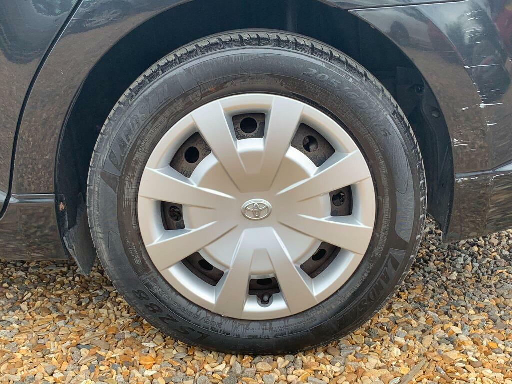Toyota Avensis 2.0 D-4d Tr Nav Blue #32