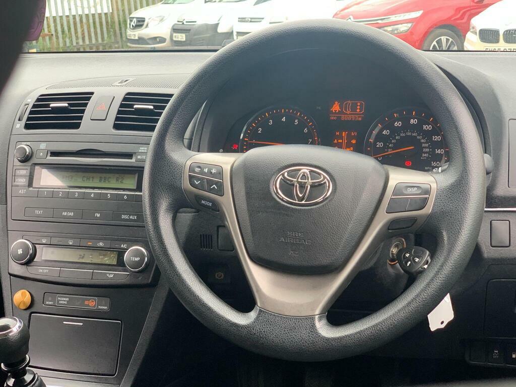 Toyota Avensis 2.0 D-4d Tr Nav Blue #39