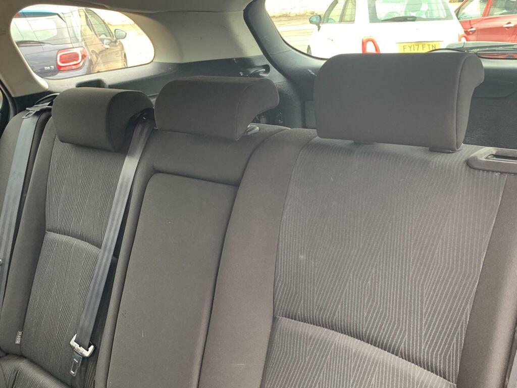 Toyota Avensis 2.0 D-4d Tr Nav Blue #21