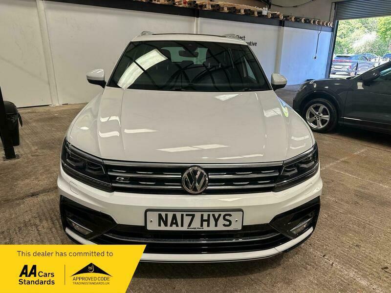 Volkswagen Tiguan 2.0 Tdi Bluemotion Tech R-line Dsg 4Motion Euro 6 NA17HYS White #2