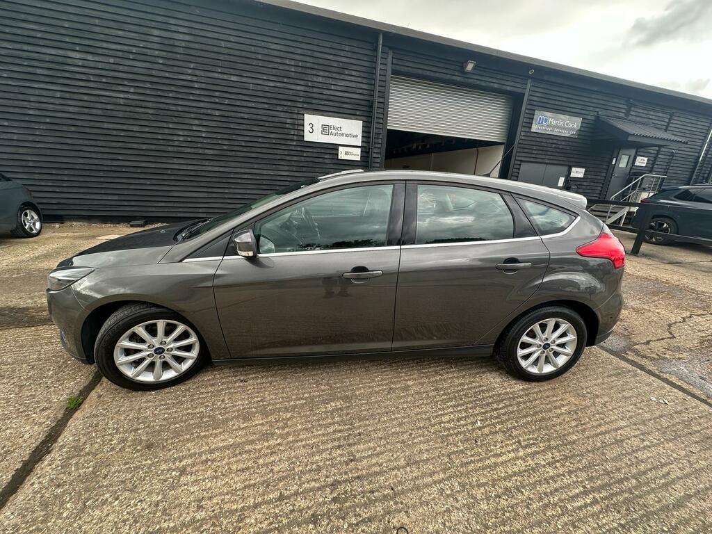 Ford Focus 1.0T Ecoboost Titanium Euro 6 Ss Grey #5