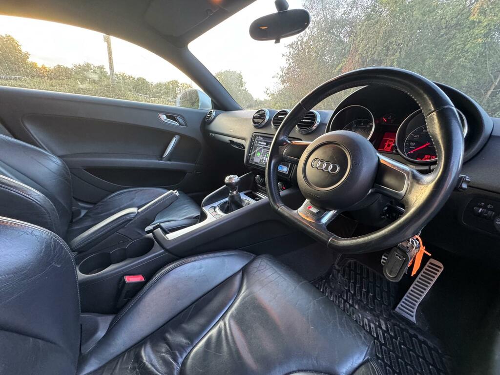 Audi TT 2.0 Tdi Ultra S Line Black #5