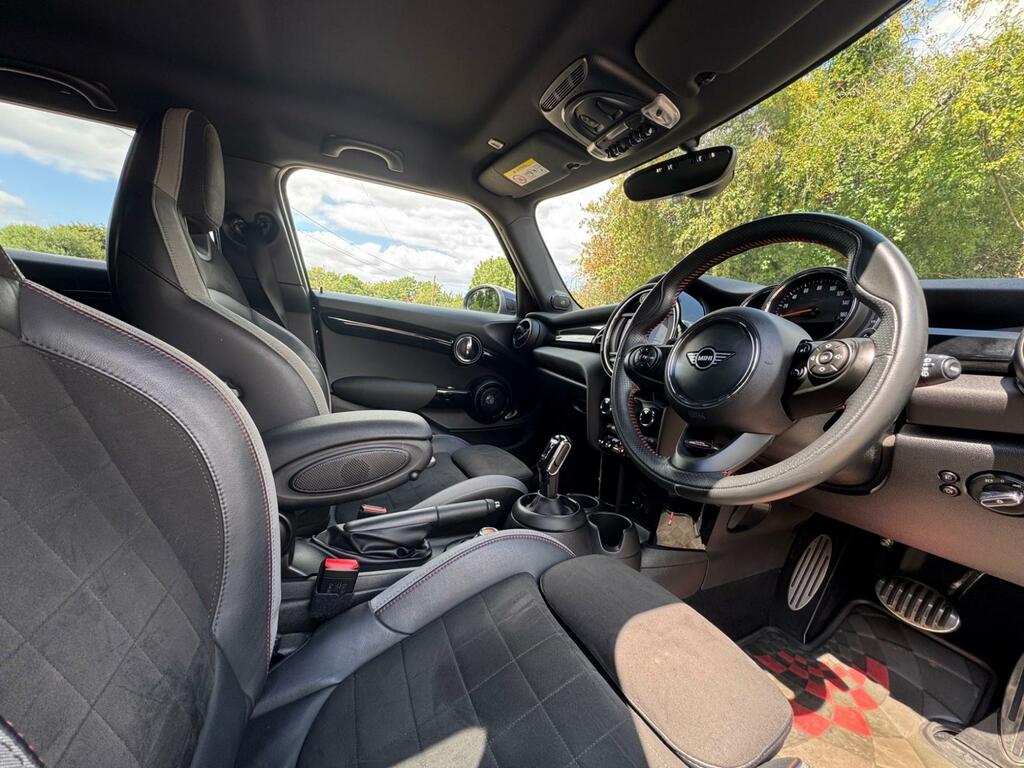 Mini Hatch 2.0 Cooper S Sport Steptronic Euro 6 S S Black #4