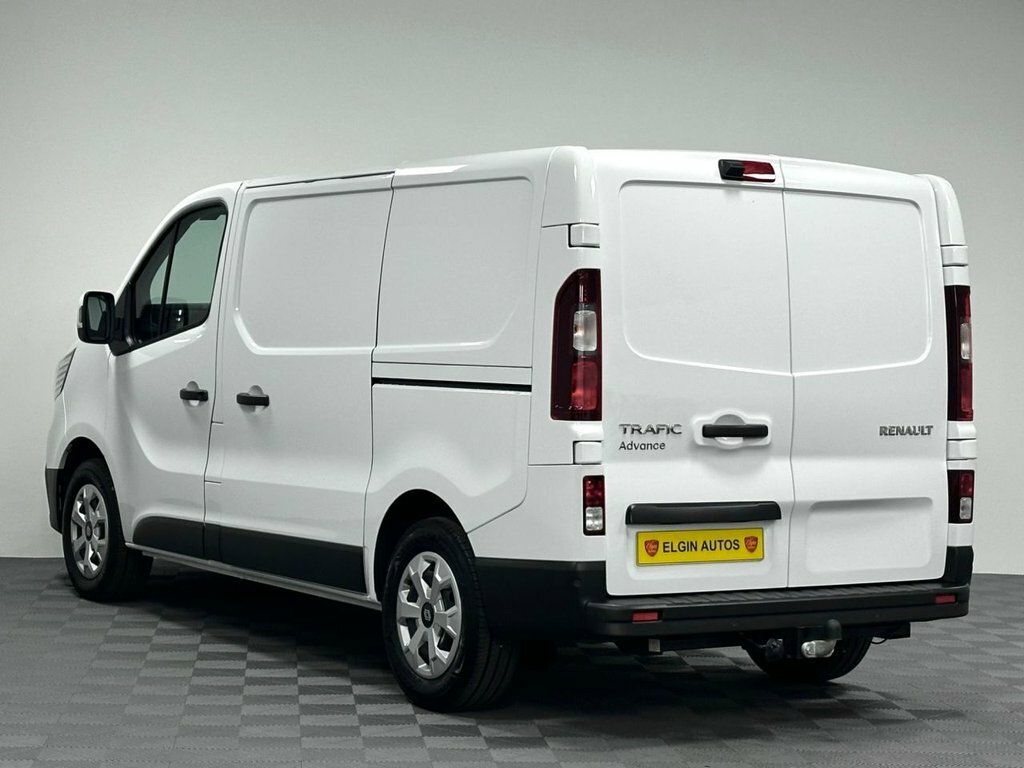Renault Trafic 2L Advance SD26MBU White #6