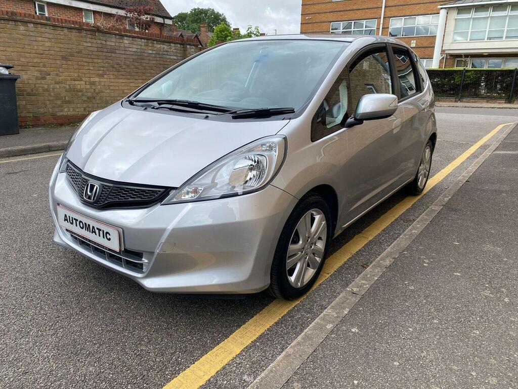 Honda Jazz 1.4 I-vtec Es Plus Cvt Euro 5 Silver #2