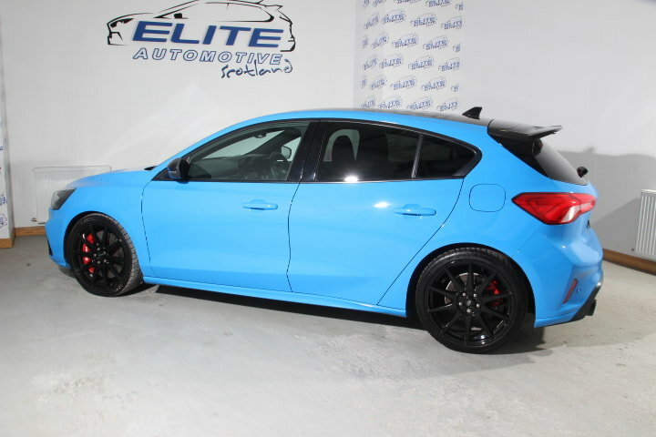 Ford Focus 1.0 Ecoboost Hybrid Mhev 125 St-line X Edition White #10