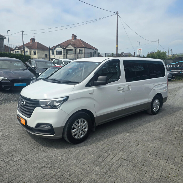 Hyundai I800 Se Crdi White #4