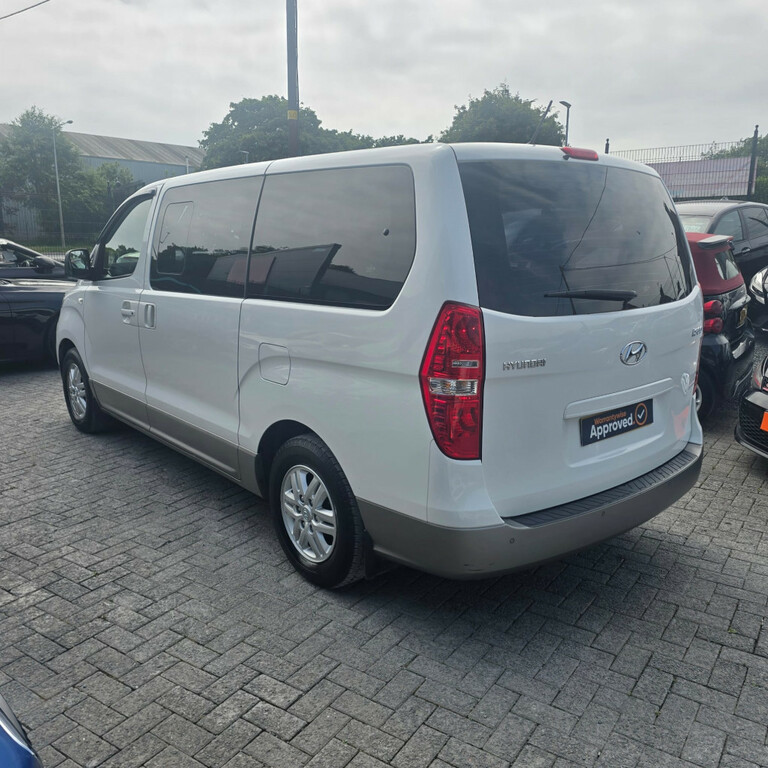 Hyundai I800 Se Crdi White #5