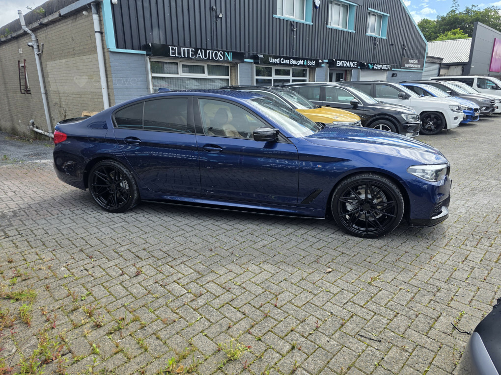 BMW 5 Series 520D M Sport Blue #4