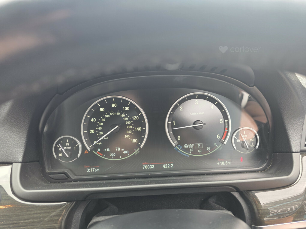 BMW 5 Series Saloon Grey #10