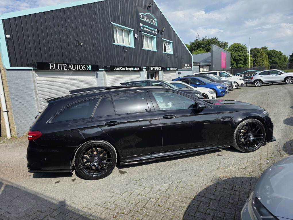 Mercedes-Benz E Class Amg E 63 Premium 4Matic Black #4