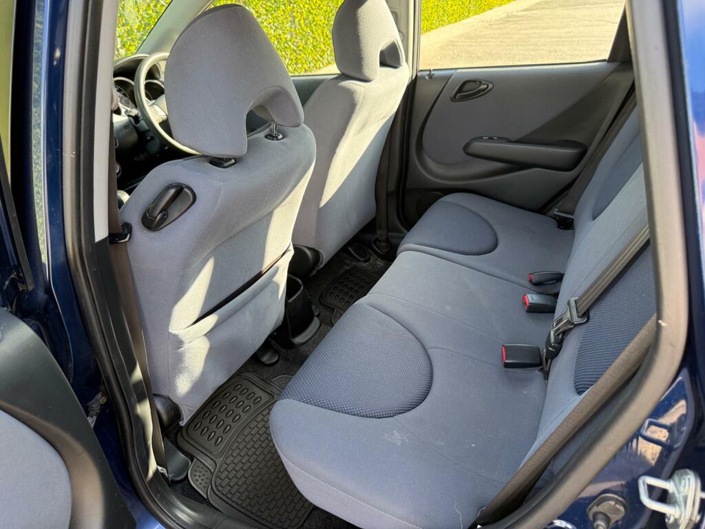 Honda Jazz 1.4 I-dsi Se Cvt-7 Silver #26