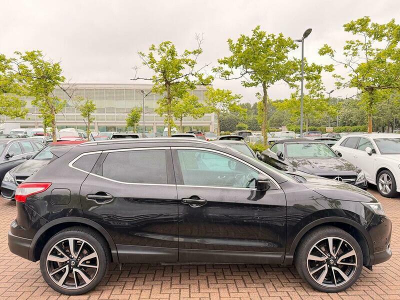 Nissan Qashqai 1.2 Dig-t Tekna 2Wd Euro 5 Ss PE14BRV Black #6