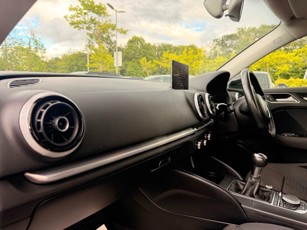 Audi A3 2.0 Tdi Se 148 Bhp Black #14