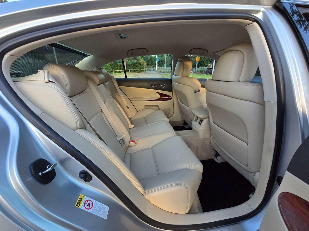 Lexus GS 3.4 L White #97